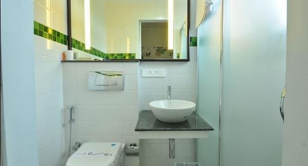 ホテル Bth サロヴァラム Kochi 部屋 写真